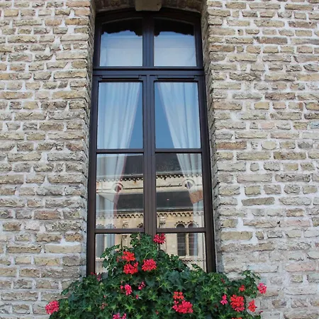Logis & Restaurant - Le Saint Sebastien Blendecques