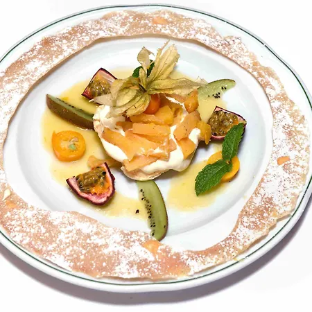 Logis & Restaurant - Le Saint Sebastien 2*