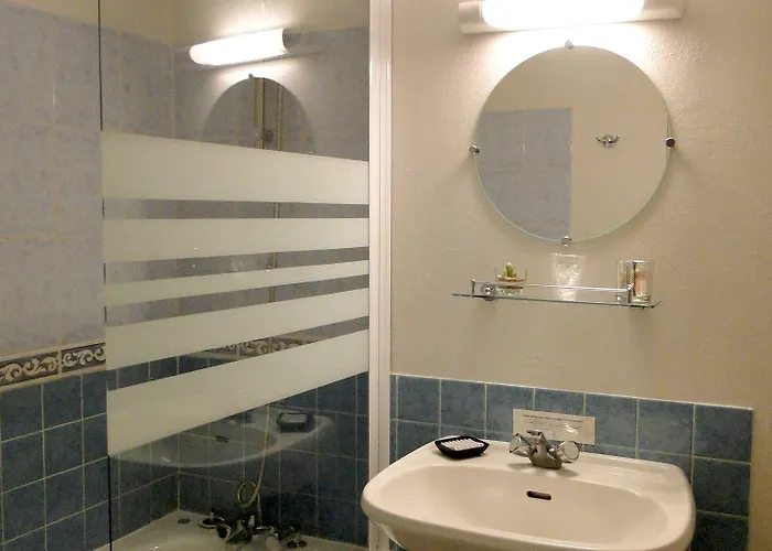 Hotel Le Saint Sébastien 2*